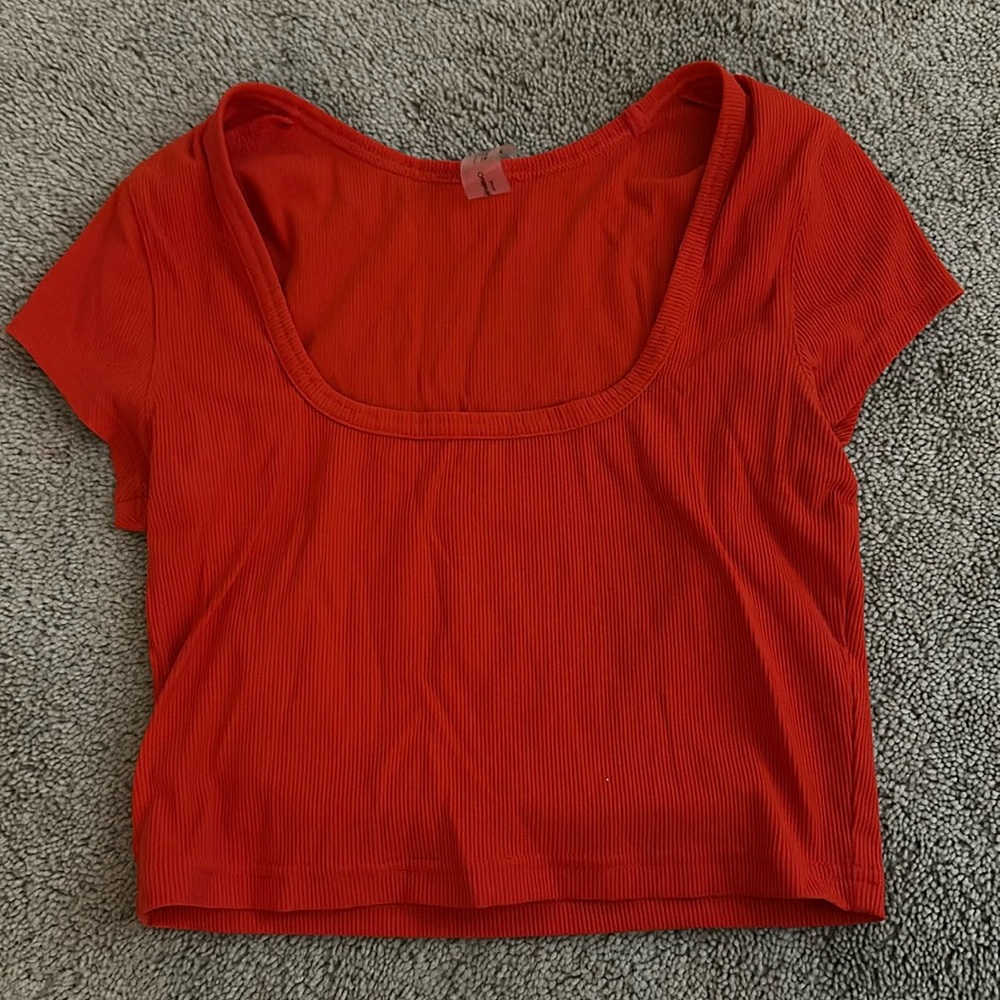 RED ORANGE CROPPED OUTDOOR VOICES SHIRT!!